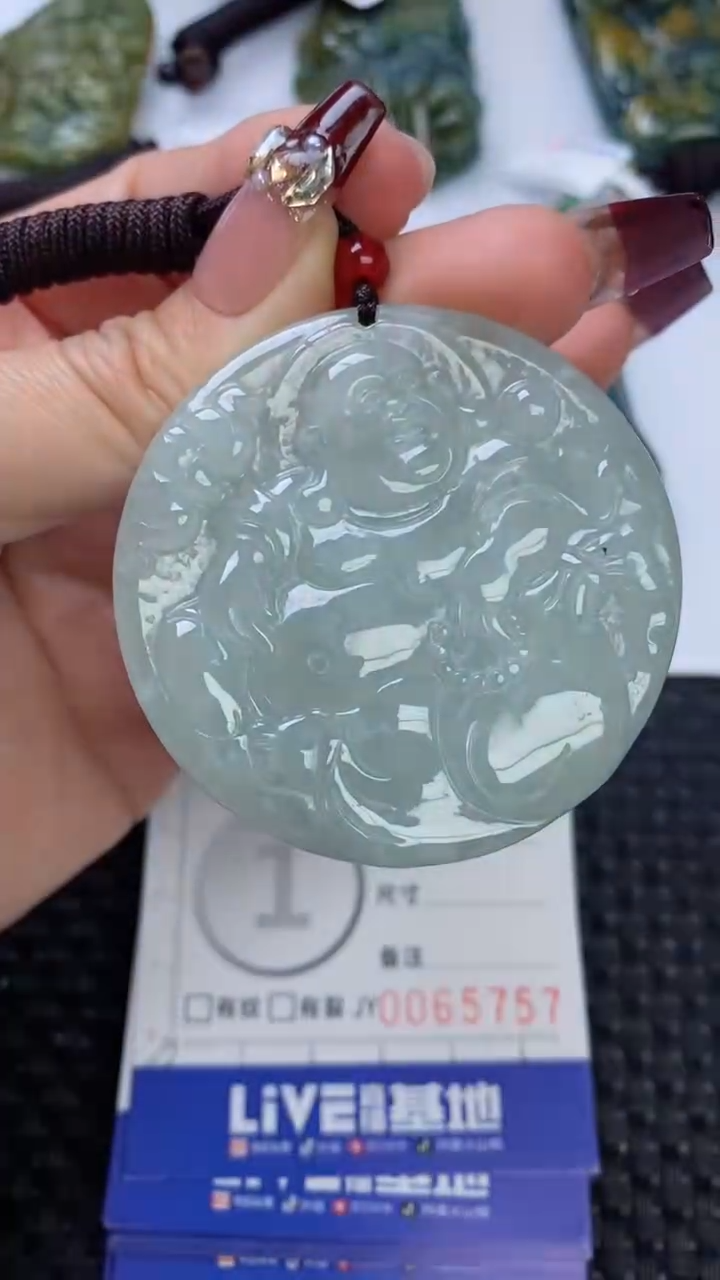 【闪购商品】翡翠颈饰未镶嵌111111111111111