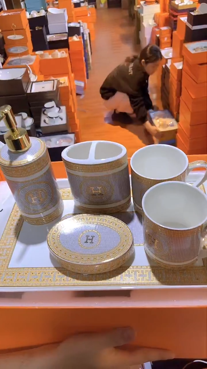 【闪购商品】鸿辉家品牌瓷器，京东包邮！