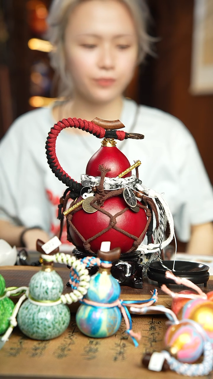 112号300ml左右非遗大漆酒葫芦