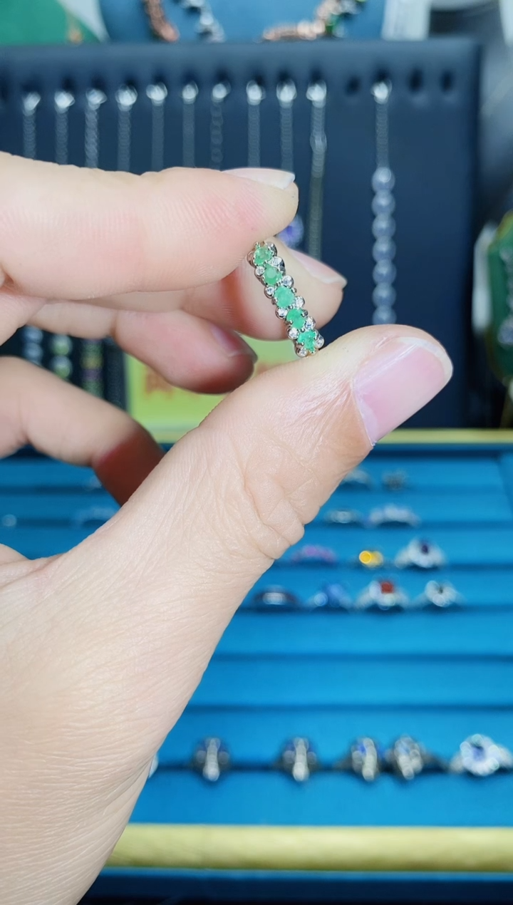 【闪购商品】祖母绿戒指银S925镶嵌1121
