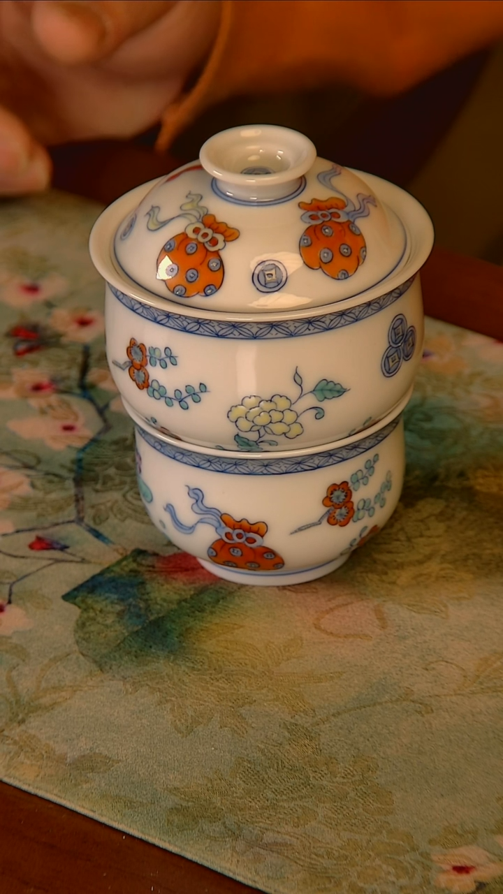 杯手工手绘杯杯很美丽