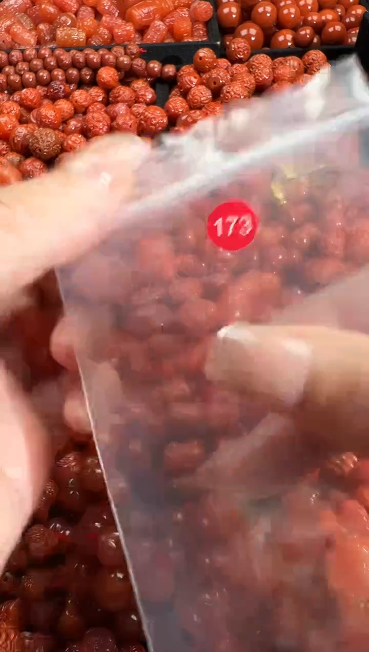 颈饰未镶嵌南红玛瑙1