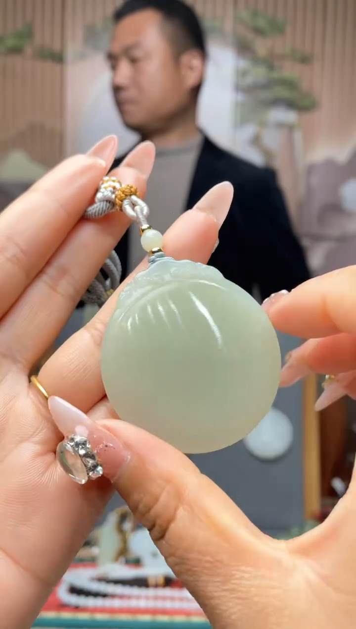 【闪购商品】和田玉颈饰未镶嵌一