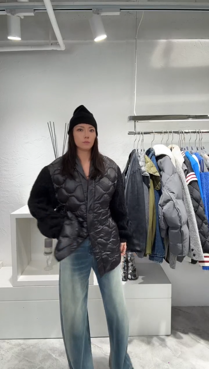 七**雨袖针织羽绒 黑色 M码 499