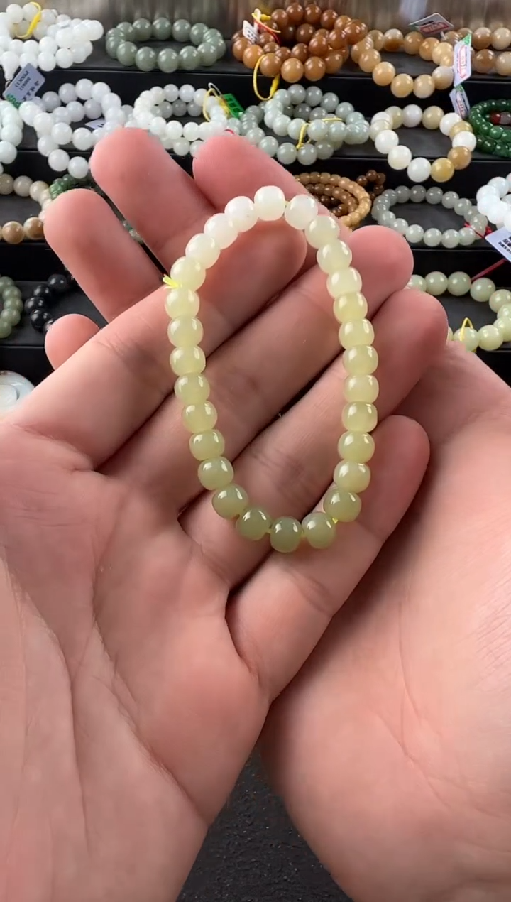 【闪购商品】和田玉手串未镶嵌青海晴水渐变卡7老型珠微色差