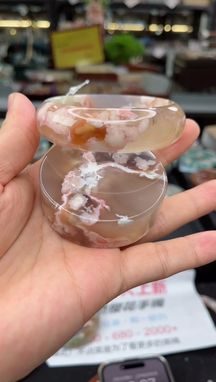 【闪购商品】石英质玉手镯未镶嵌60圈口（赠品镯心）s9429