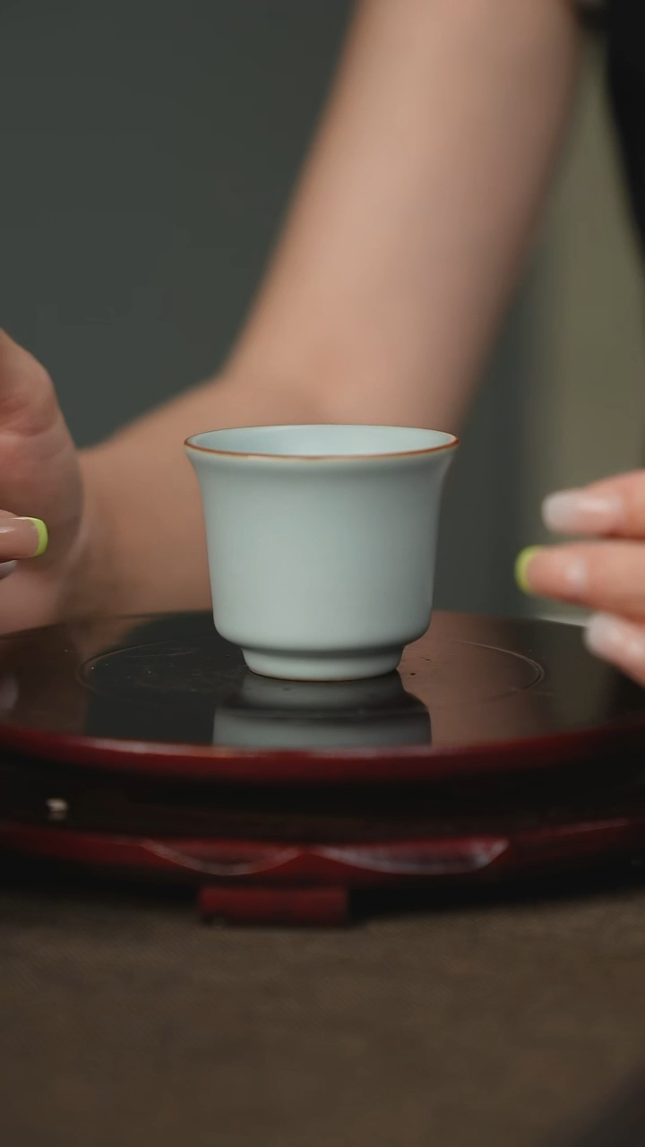 12微瑕 汝瓷 主人杯