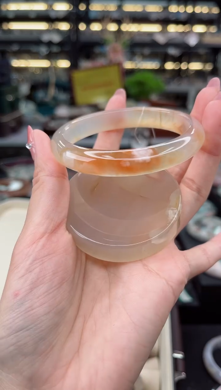 【闪购商品】石英质玉手镯未镶嵌58圈口（赠品镯心）6379098