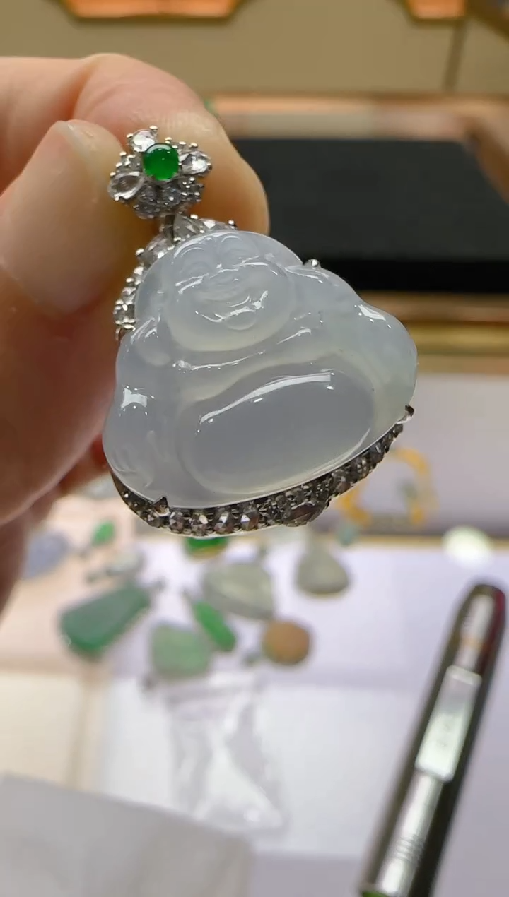 【闪购商品】翡翠吊坠(不含链)18K金镶嵌多样性团购发一件