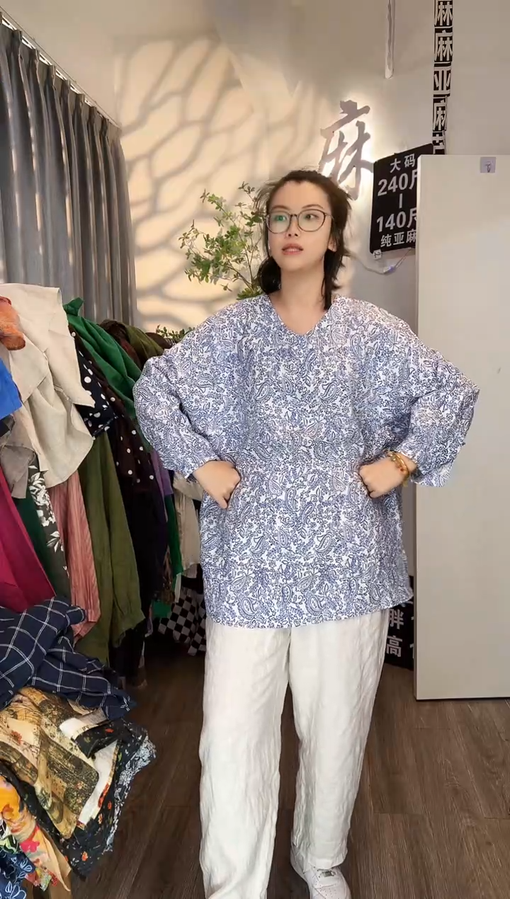 亚麻大码女装系列。