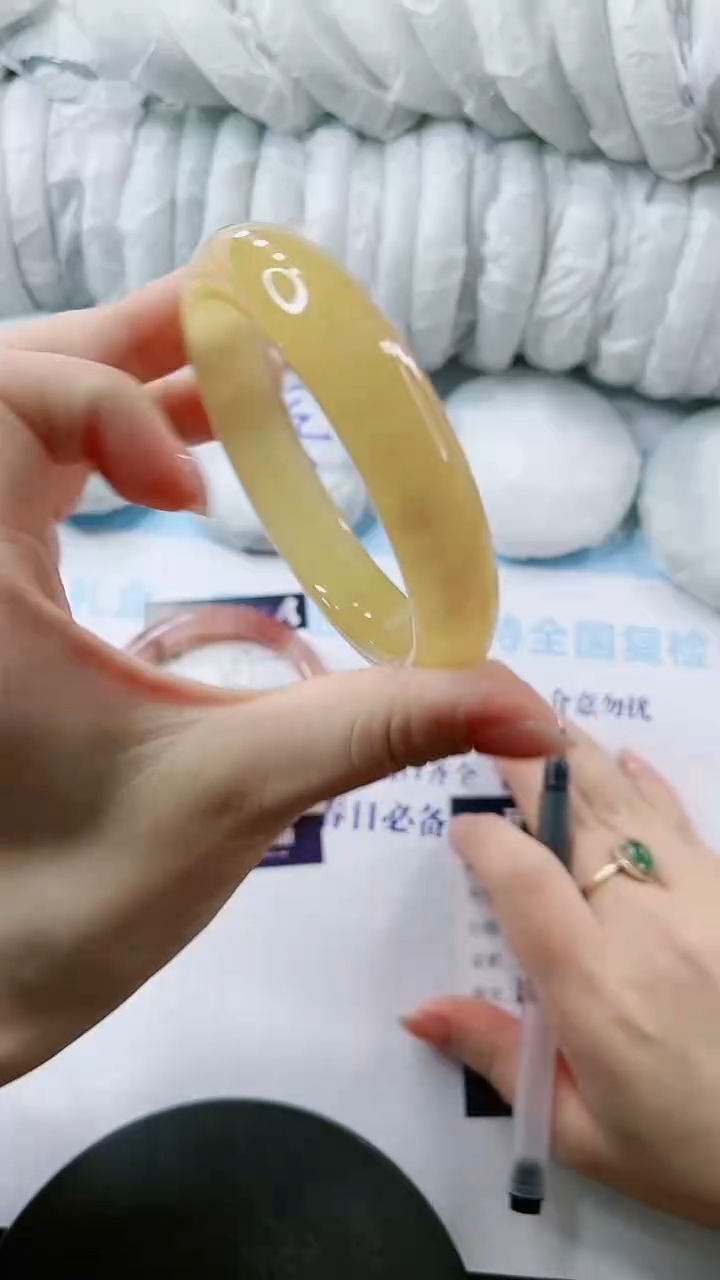 【闪购商品】石英质玉手镯未镶嵌多样性发货L110-62