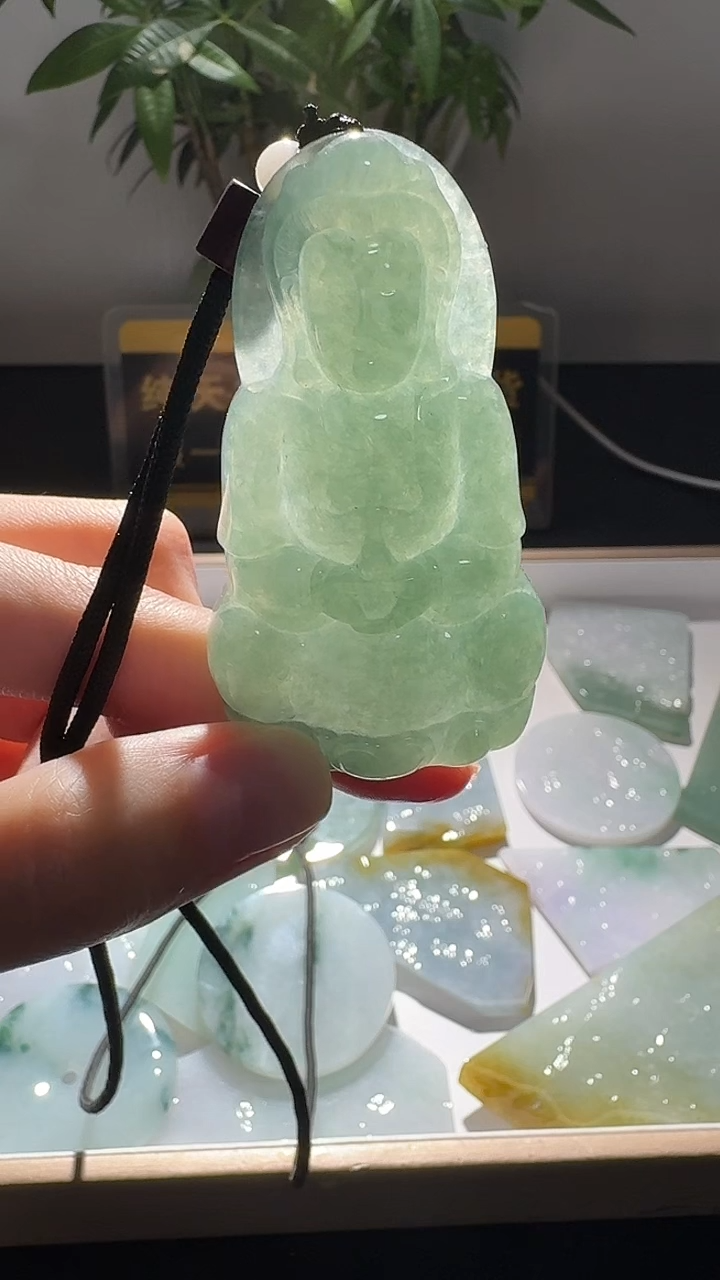 未镶嵌定制翡翠翡翠
