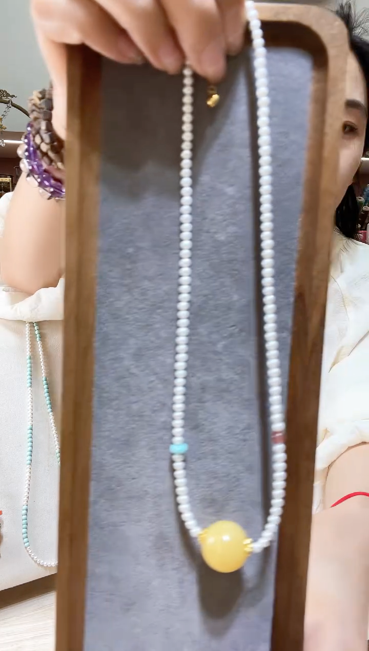 未镶嵌项链蜜蜡刘****室天然蜜蜡葫芦吊坠