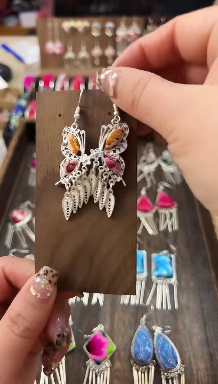 【闪购商品】织绣民族风老绣饰品036