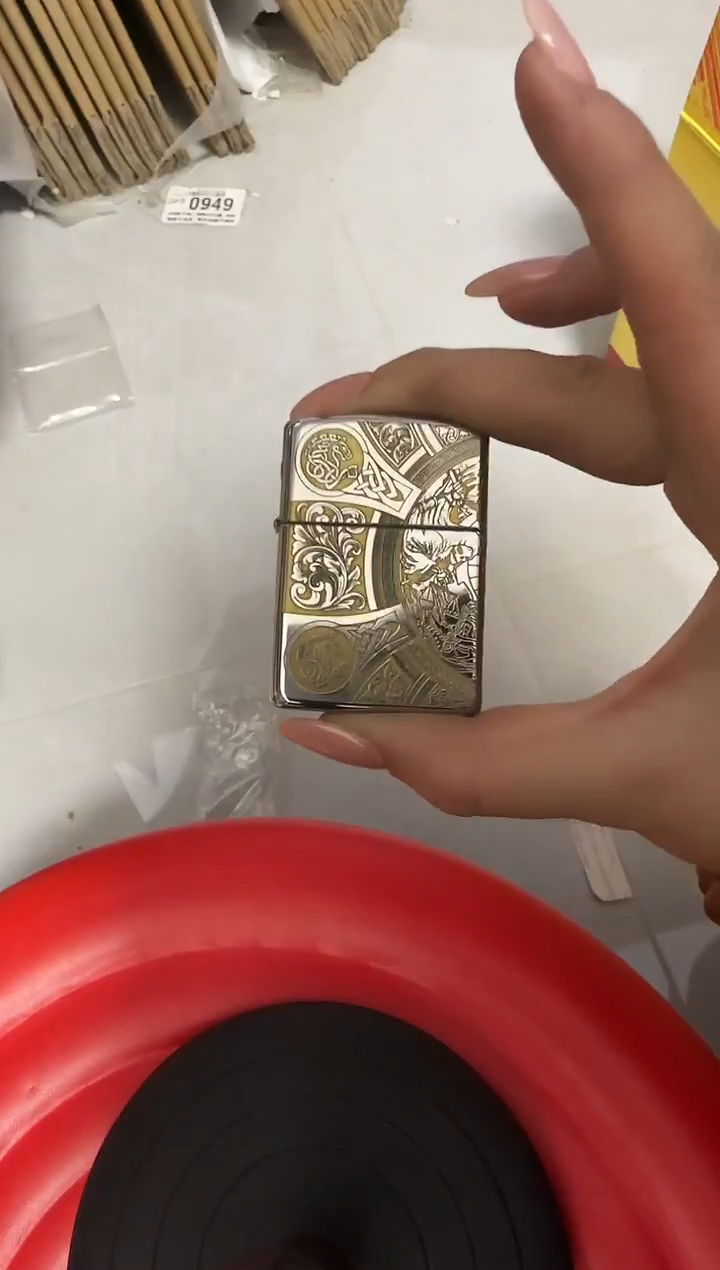 煤油打火机盔甲机默认微瑕