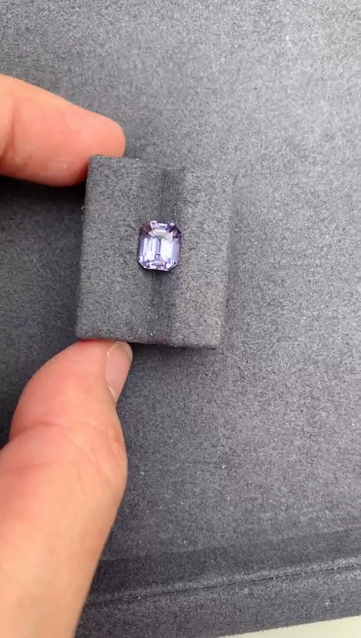 【闪购商品】尖晶石裸石未镶嵌2ct紫尖晶