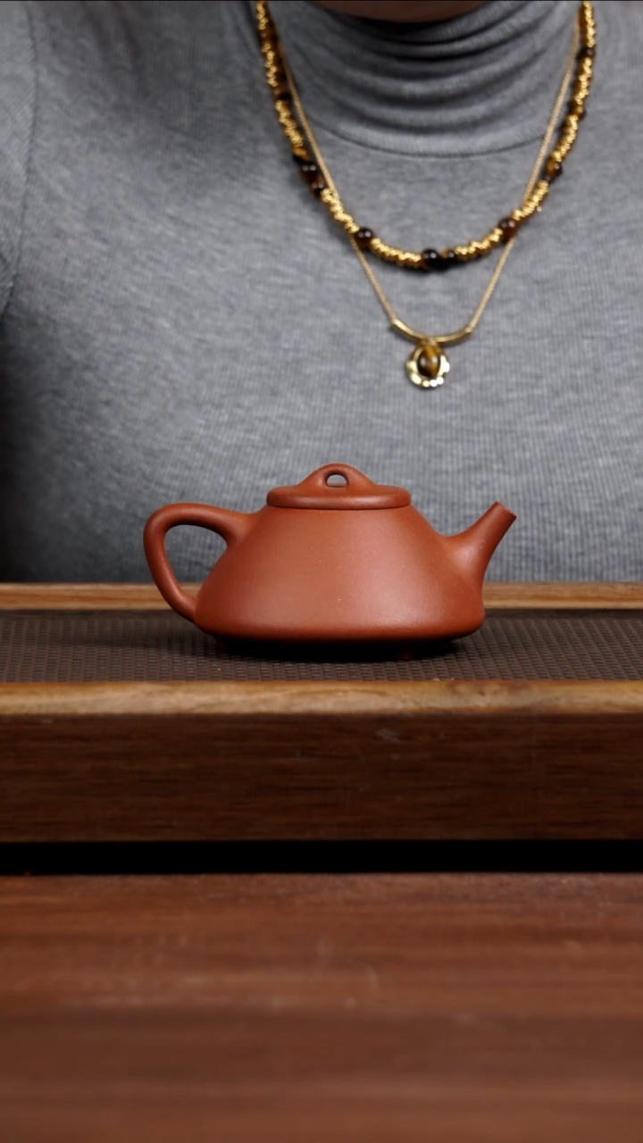 【闪购商品】紫砂茶壶红降子冶175CC