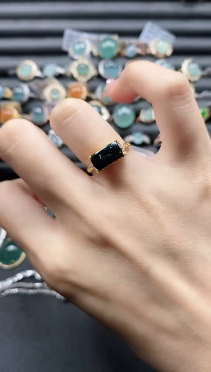 【闪购商品】翡翠戒指银S925镶嵌1111