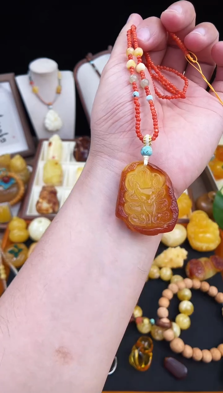 琥珀未镶嵌珠宝奇石柒月