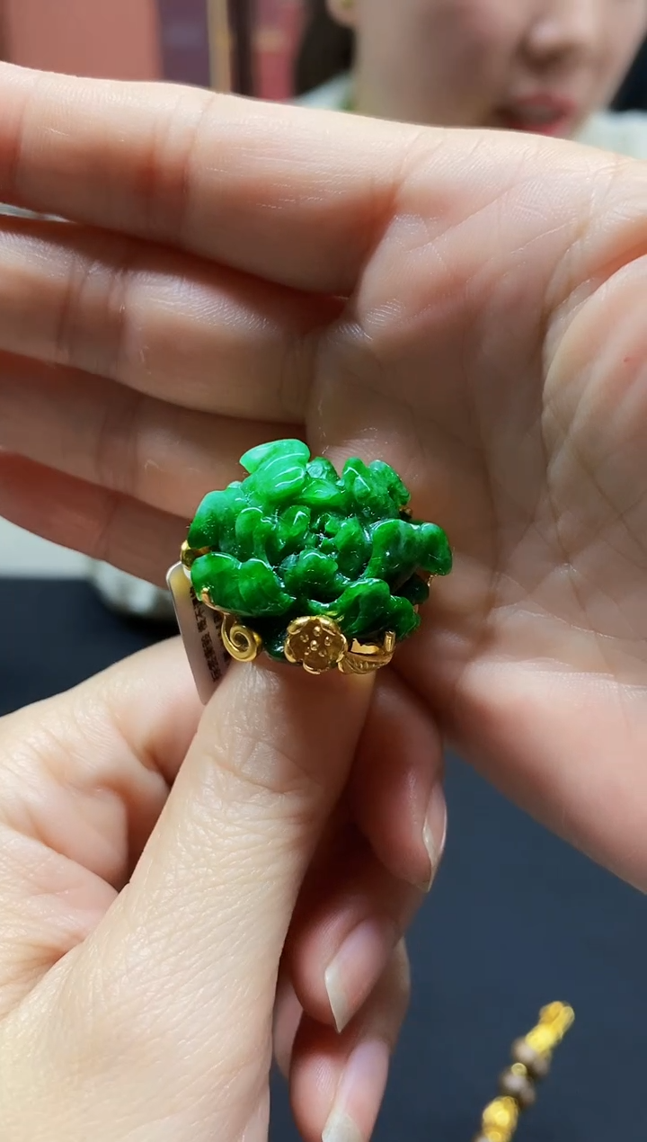 颈饰未镶嵌翡翠翡翠戒指