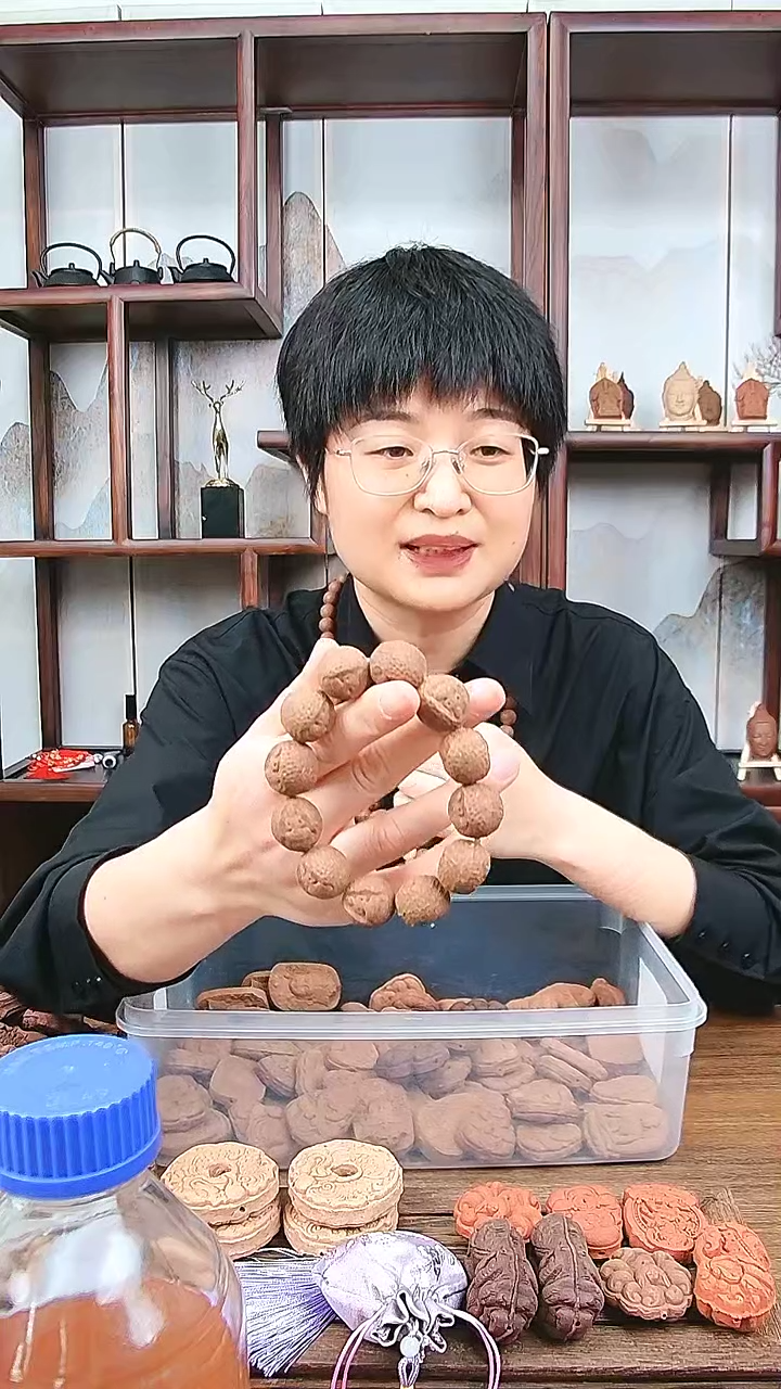 【闪购商品】鹅梨帐中香方无相佛手串1.8