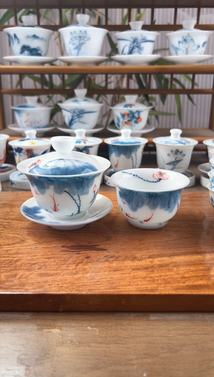 全品高冰线条莲150ml三才盖碗+压手杯