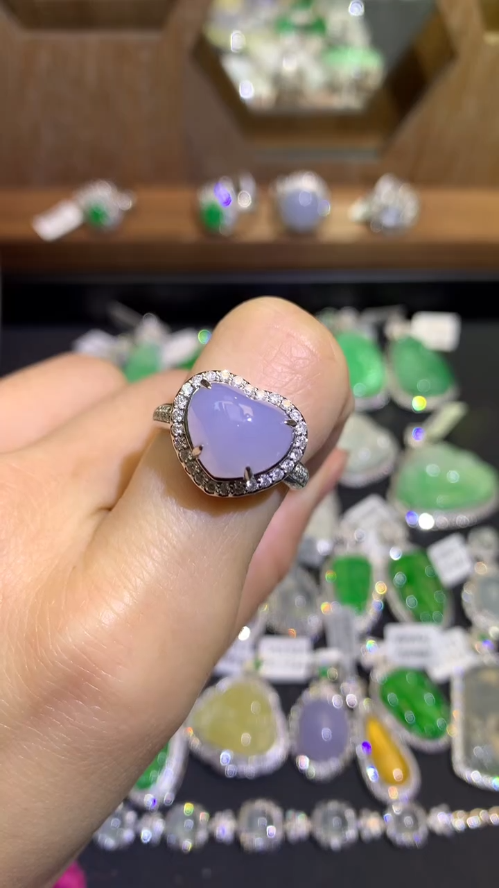 【闪购商品】翡翠吊坠(不含链)18K金镶嵌戒指