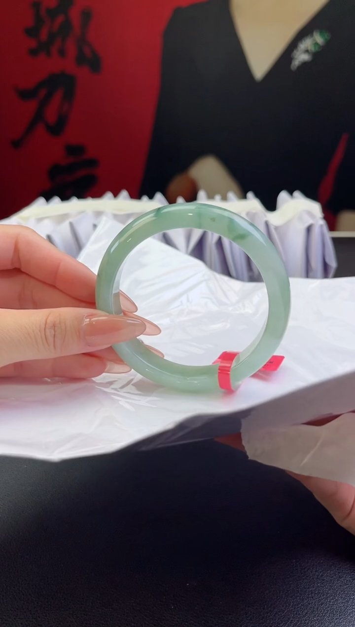【闪购商品】翡翠手镯未镶嵌翡翠手镯3
