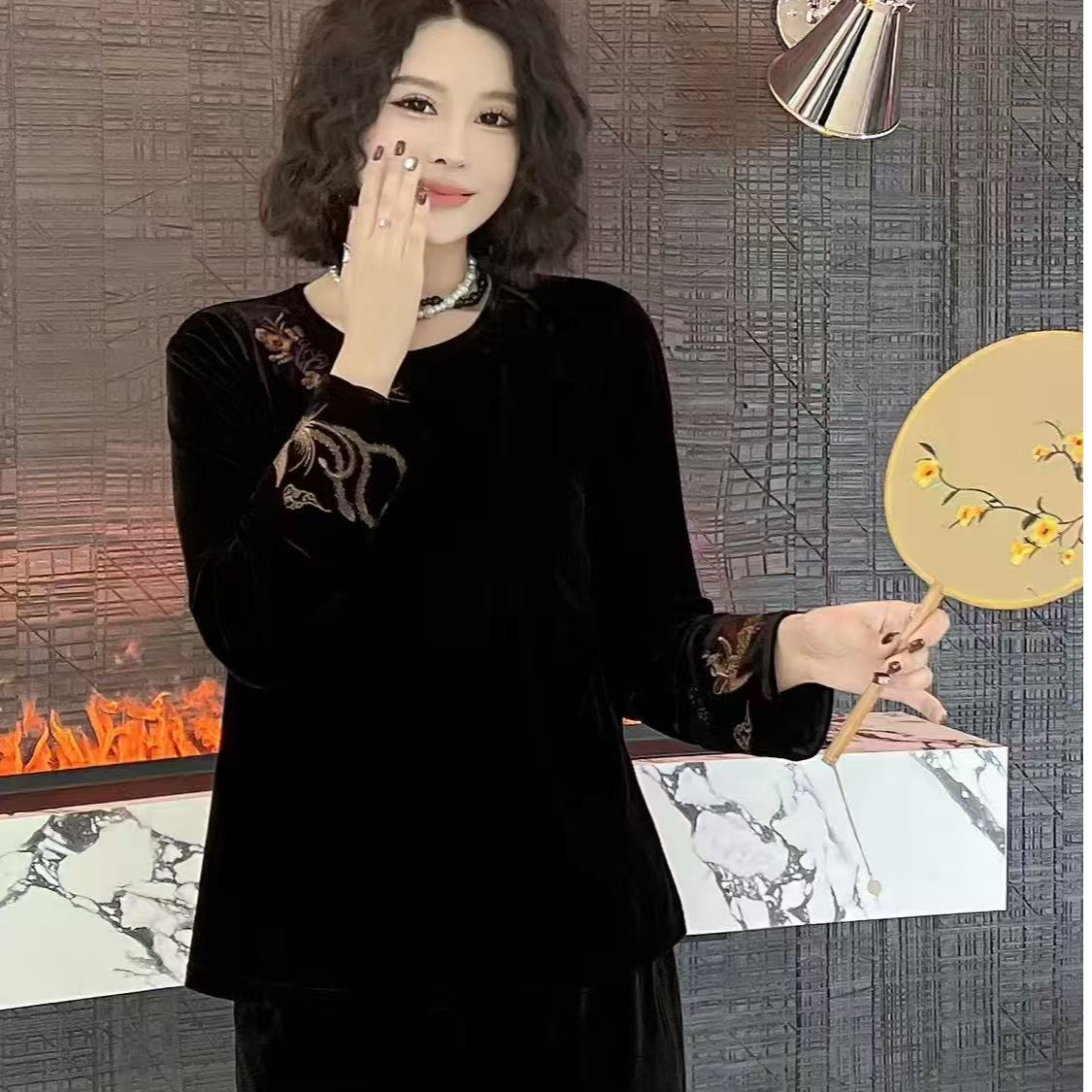 秋冬新款圆领丝绒上衣高端时尚气质精品中老年女装MSXG628