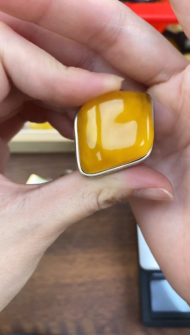 裸石琥珀未镶嵌天然琥珀蜜蜡