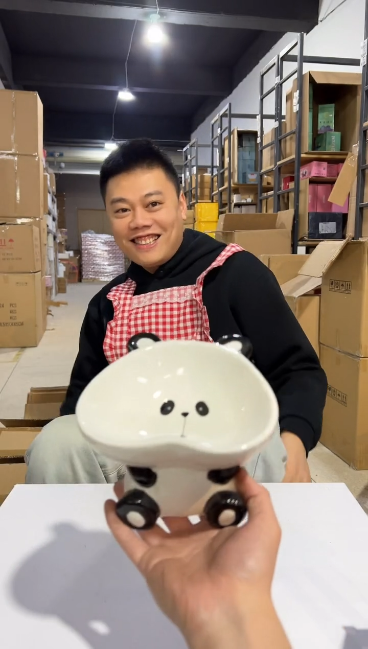 【闪购商品】杯陶瓷a款爱心熊猫狗粮碗