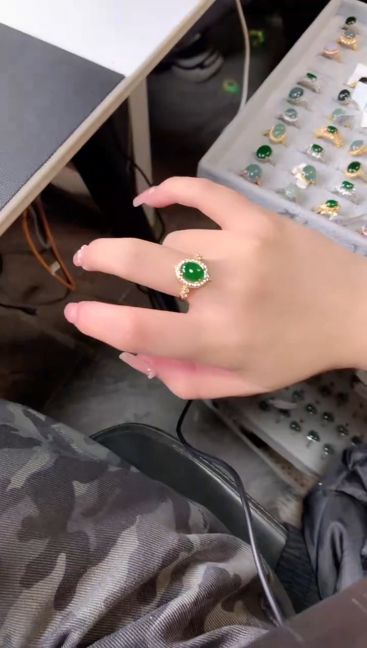 【闪购商品】翡翠戒指银S925镶嵌52141