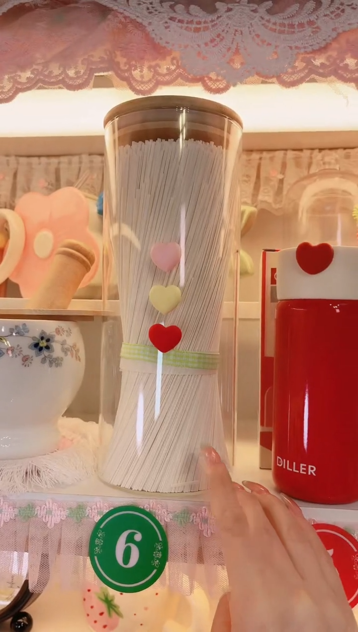 【闪购商品】摆件面条罐品质好，发货快，放心拍