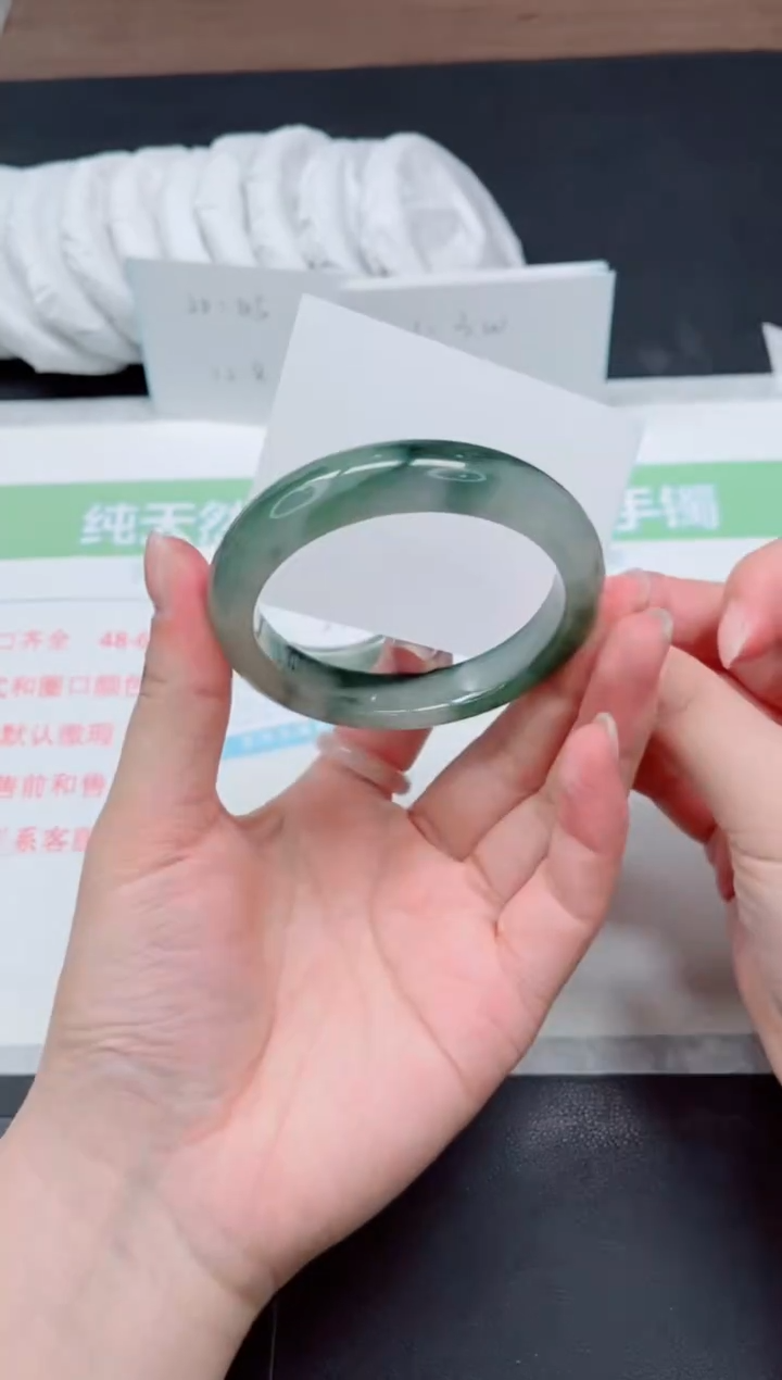 【闪购商品】石英质玉手镯未镶嵌K207-56.7