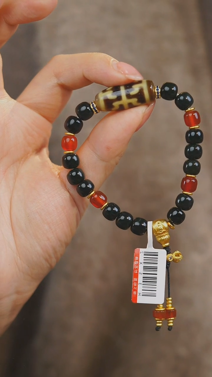 【闪购商品】玛瑙/玉髓手串未镶嵌多样性发其一