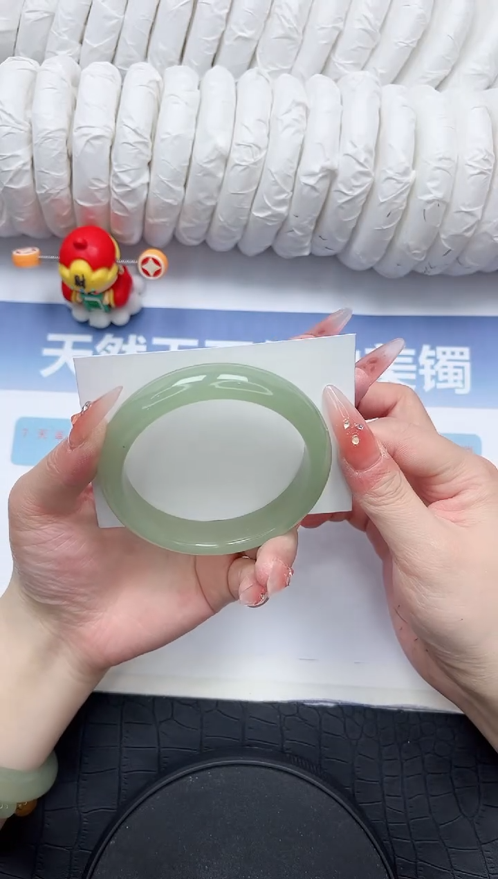 石英质玉未镶嵌手镯239-56.5