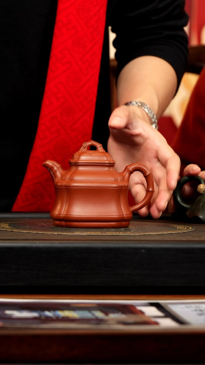 【闪购商品】紫砂茶壶XJZ 龙山朱砂 四方竹鼎 350cc