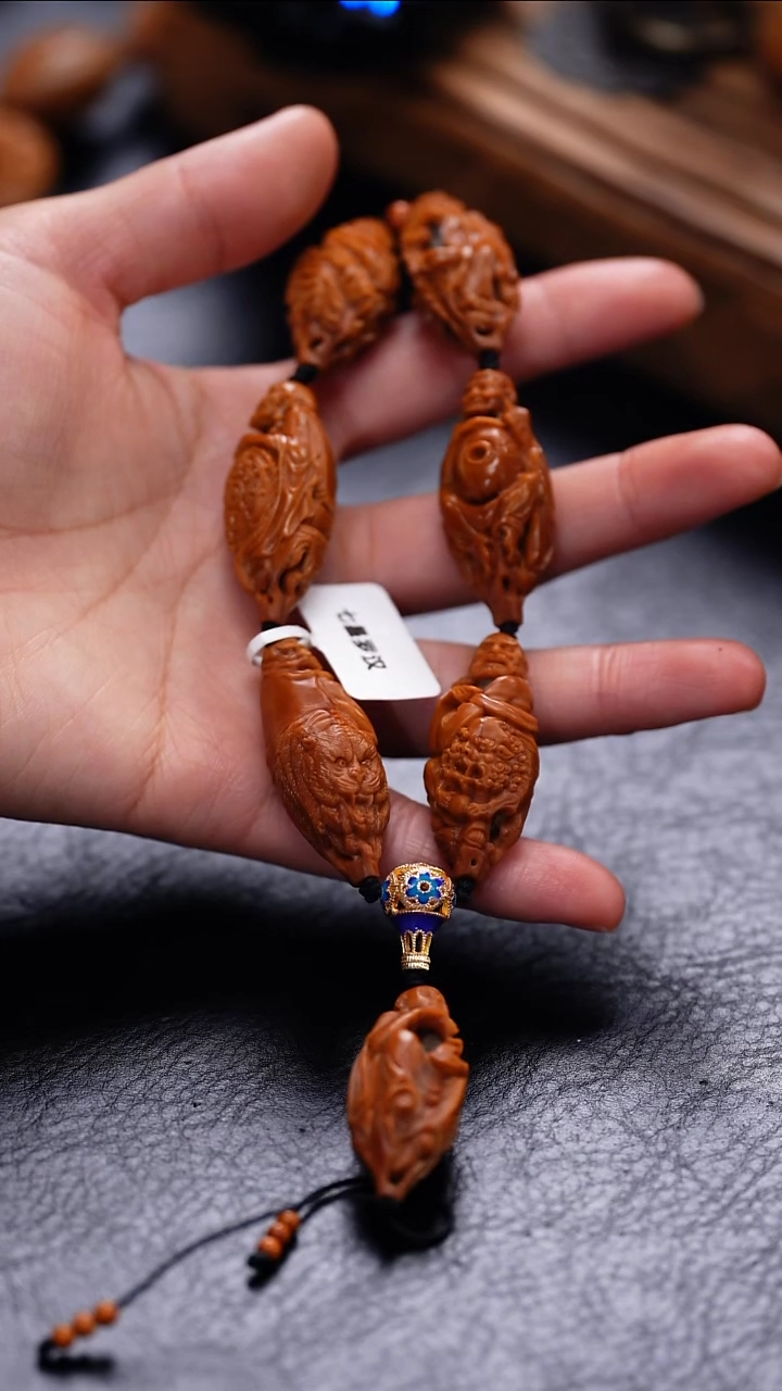 【闪购商品】橄榄核吊坠素核手串