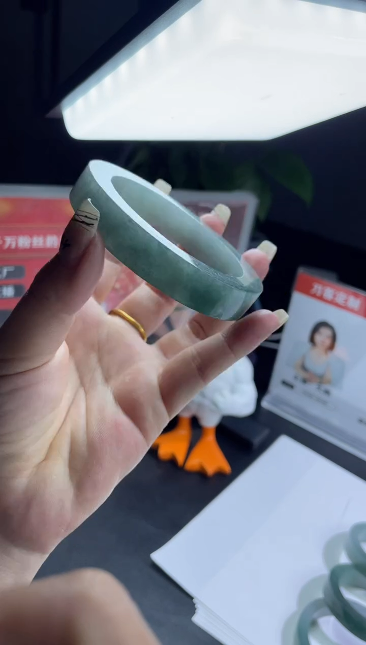 【闪购商品】定制翡翠手镯未镶嵌手镯DDQ/发一件