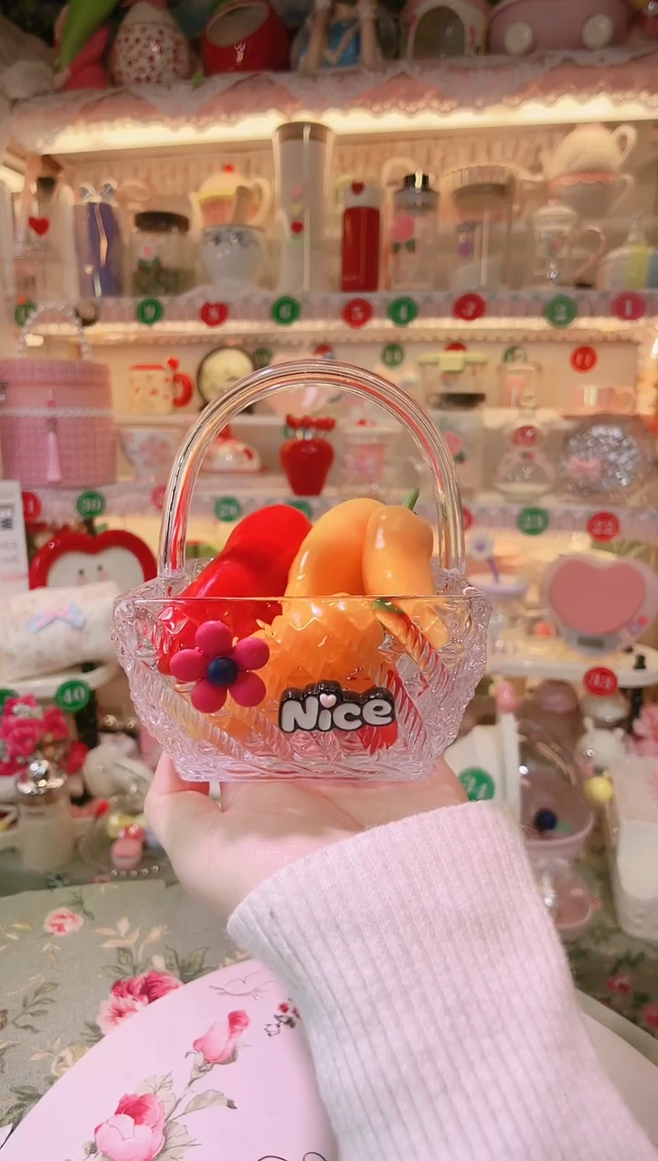 【闪购商品】摆件方形浮雕小提篮品质好，发货快，放心拍