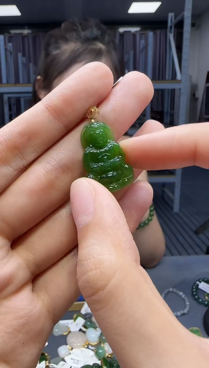 和田玉18K金镶嵌挂件1