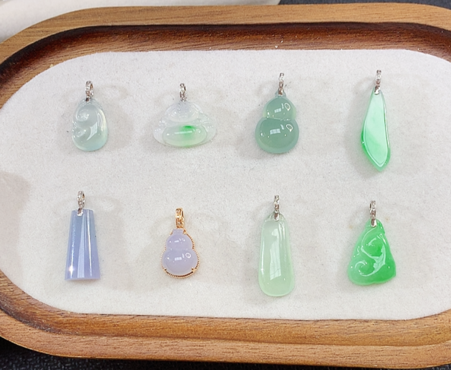 18K金翡翠吊坠礼包1-5570-多样性发其一