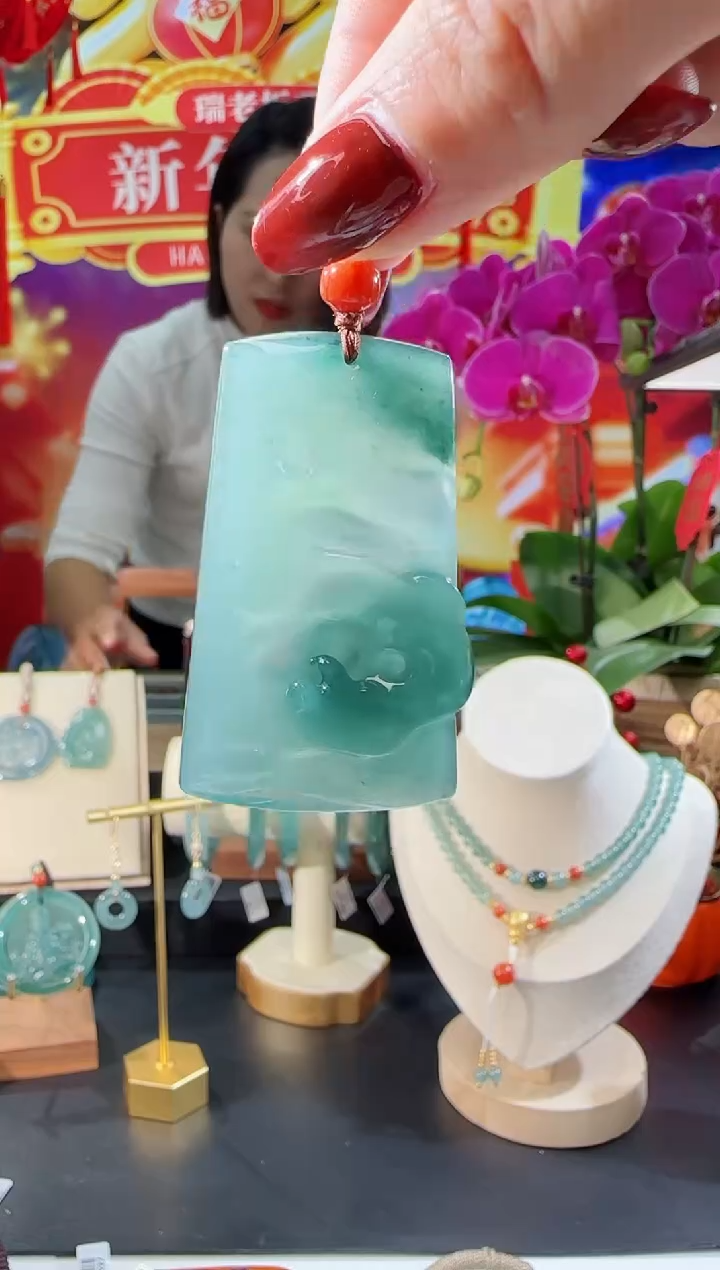 【闪购商品】翡翠吊坠(不含链)未镶嵌悟道