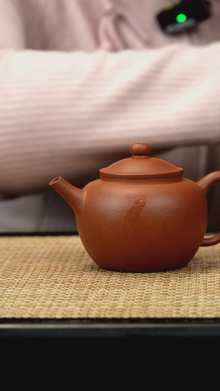 【闪购商品】紫砂茶壶降坡泥小旭帽160c