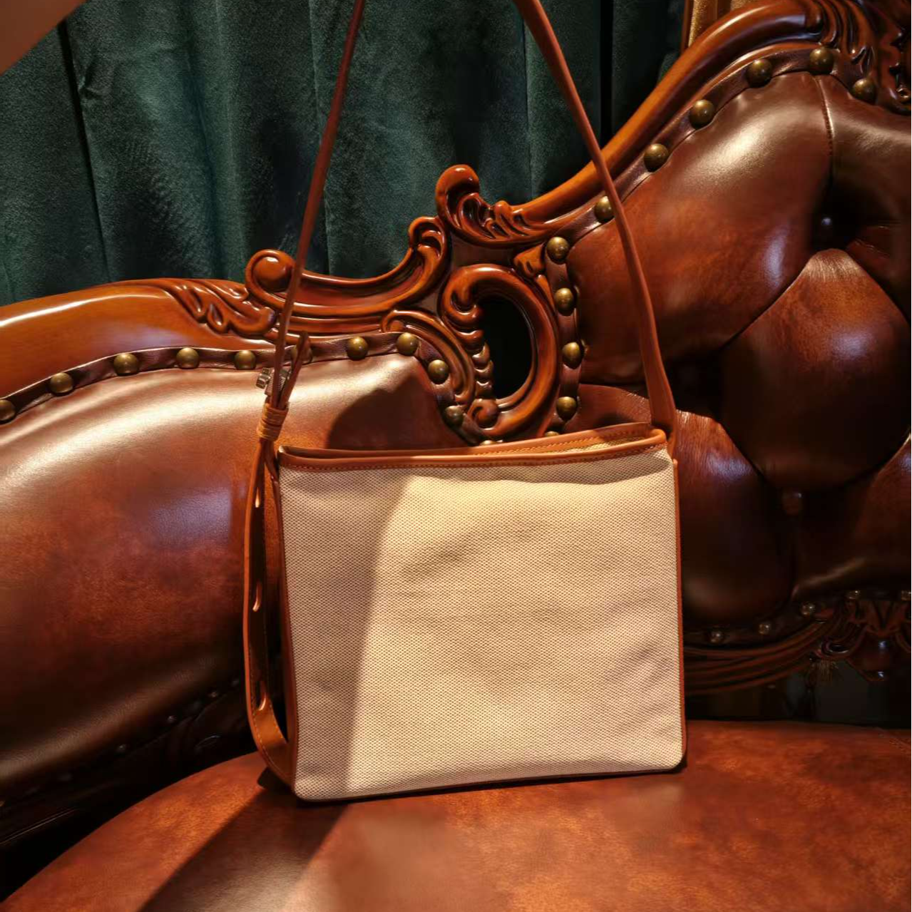 【颜色随机发】2025新款轻奢时尚百搭单肩斜挎帆布包简约包6037-1