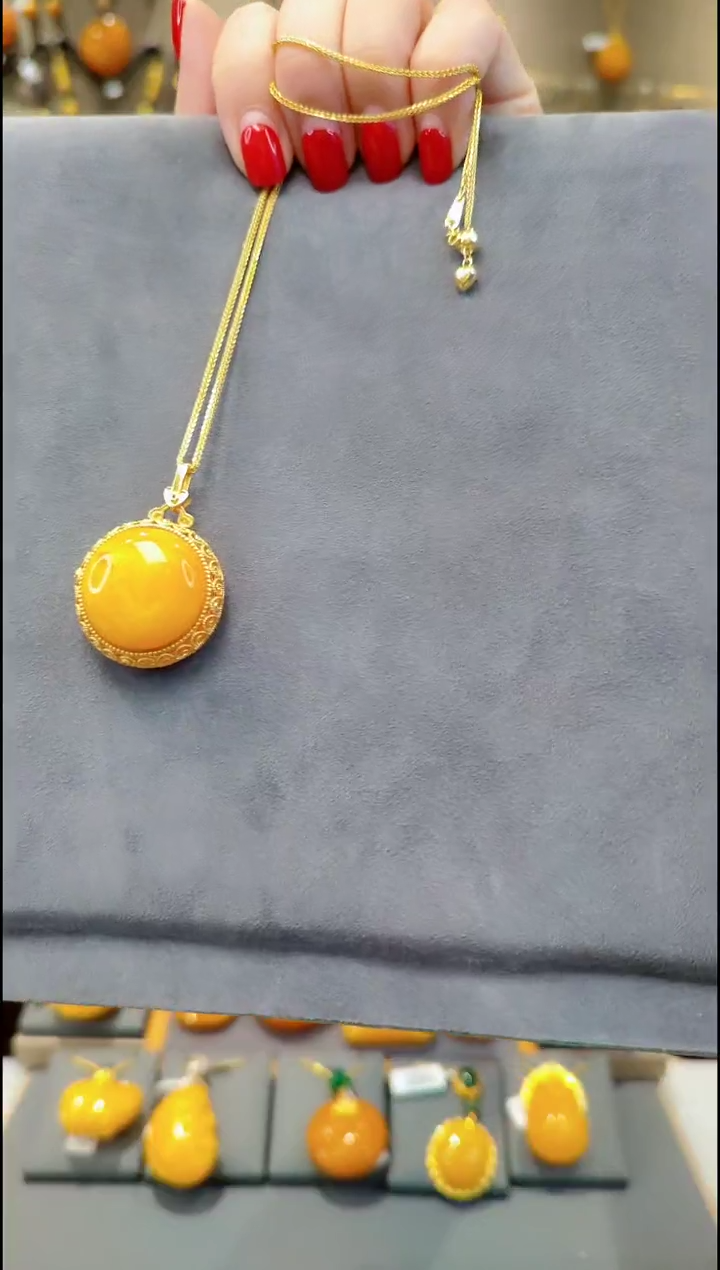 【闪购商品】蜜蜡吊坠(赠链)银S925镀金镶嵌H650蜜蜡吊坠