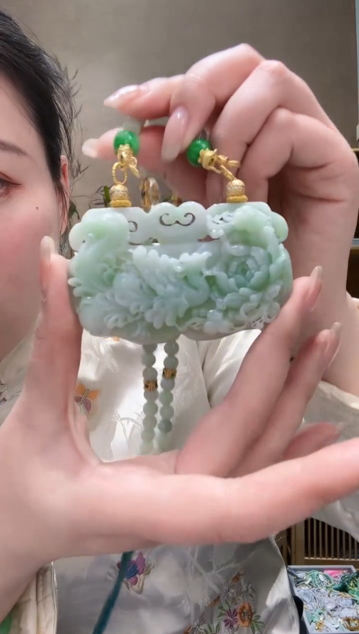 【闪购商品】翡翠耳饰未镶嵌吊坠