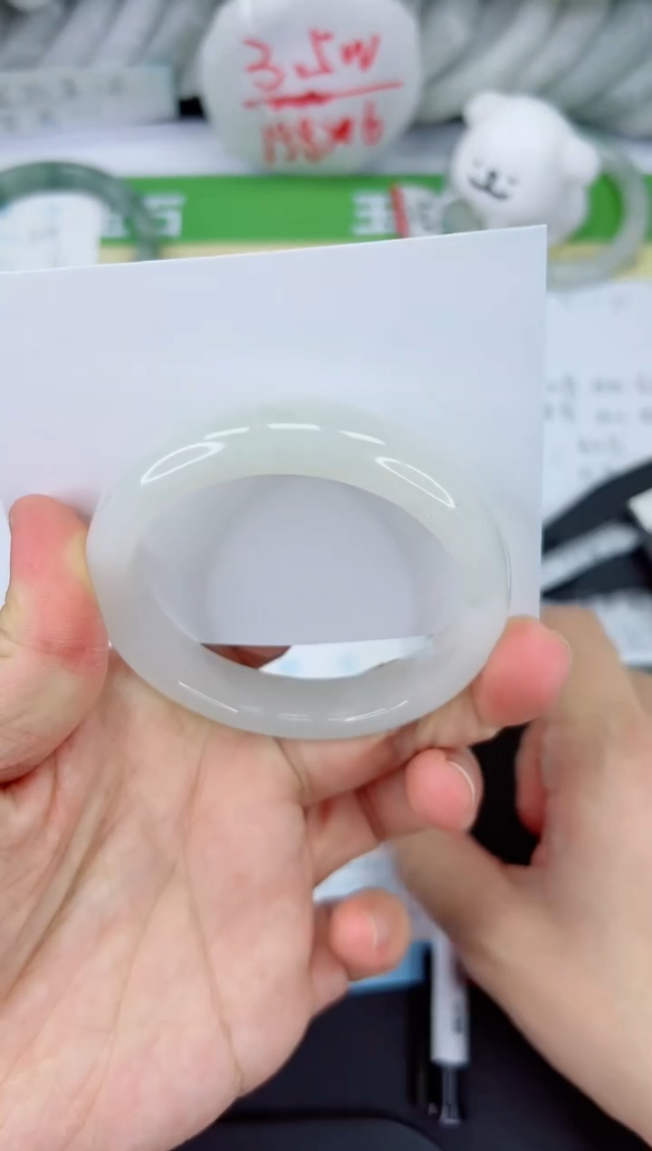 【闪购商品】石英质玉手镯未镶嵌329-54.5