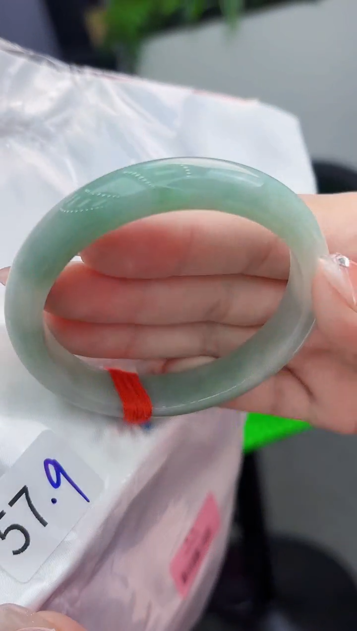 【闪购商品】翡翠手镯未镶嵌翡翠手镯