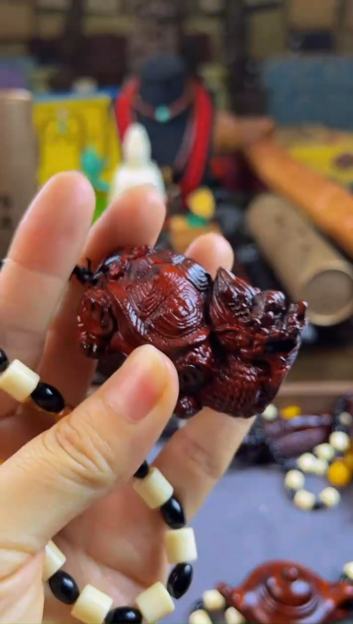 檀香紫檀（小叶紫檀）手把件